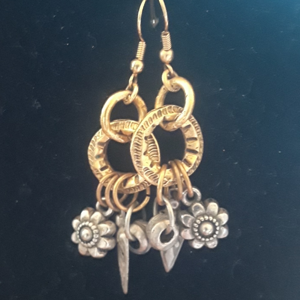 Fashion earrings